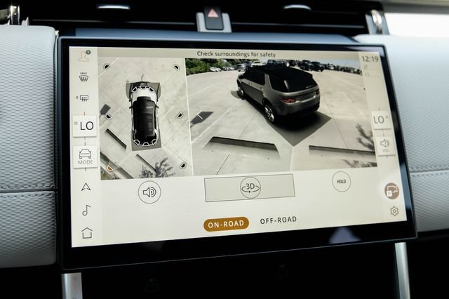 New 2026 Land Rover Discovery Sport Landmark AWD/4WD image 29