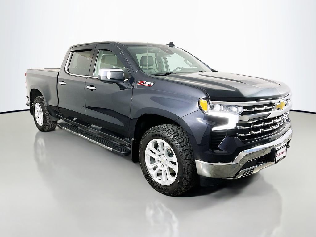 Used 2022 Chevrolet Silverado 1500 LTZ w/ Z71 Off-Road Package AWD/4WD image 4