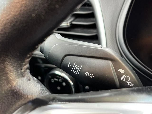 Used 2023 Ford Edge Titanium AWD/4WD image 44