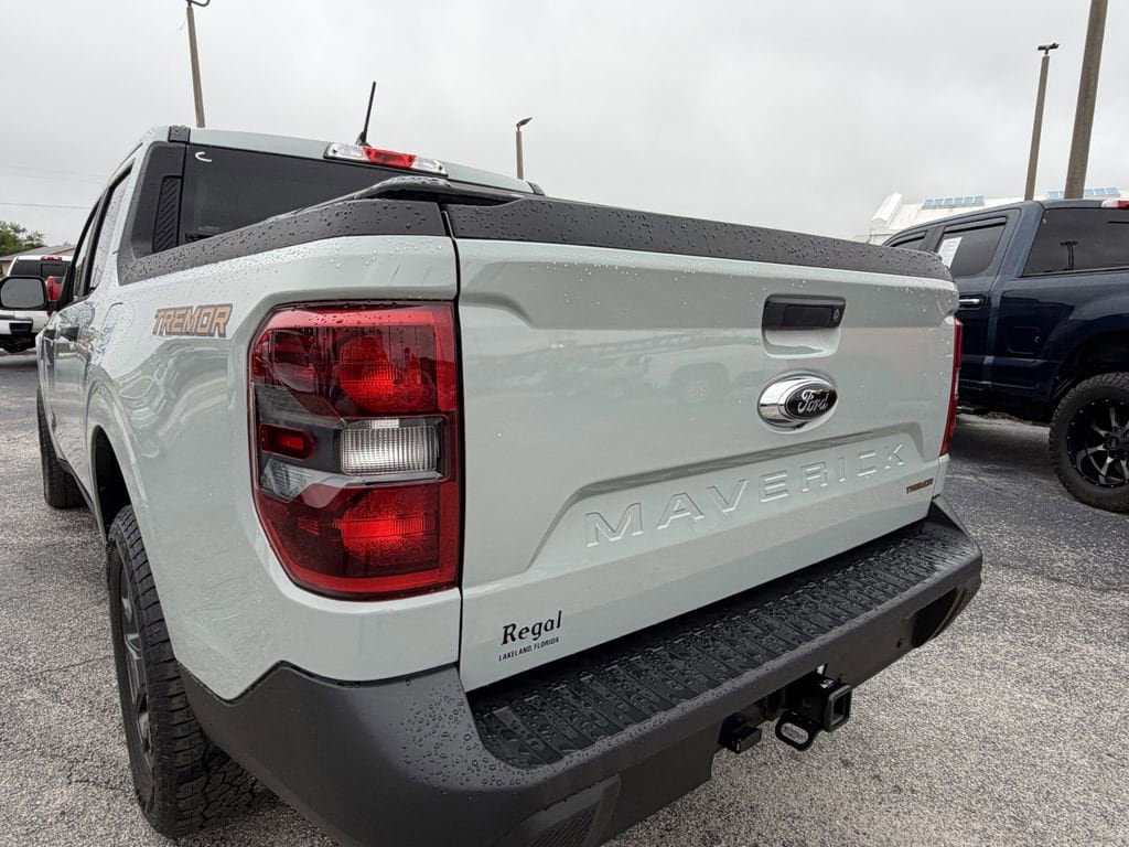 Used 2023 Ford Maverick Tremor w/ Tremor Off-Road Package AWD/4WD image 12