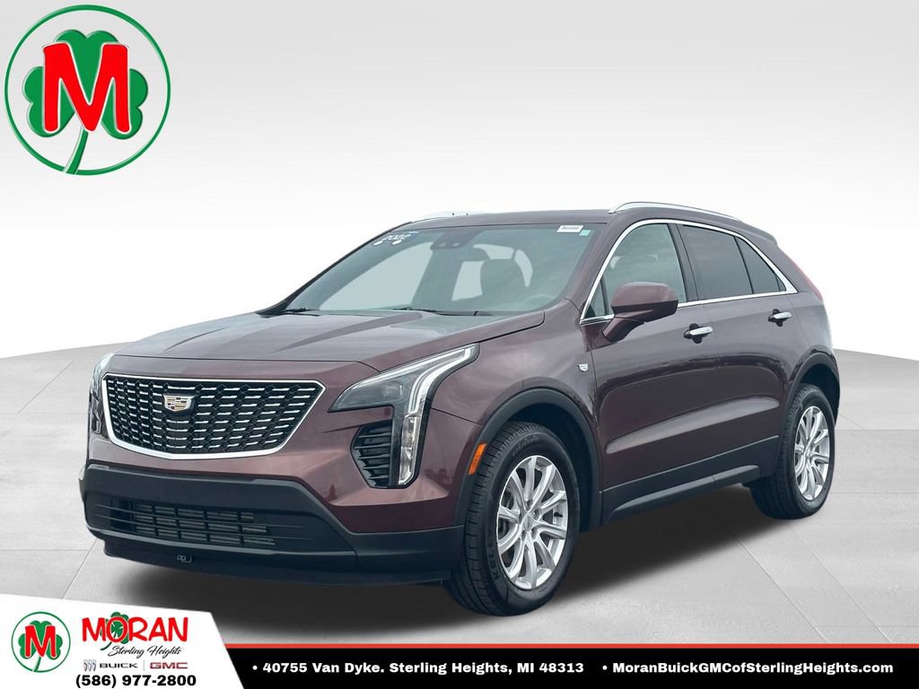 Certified 2022 Cadillac XT4 Luxury w/ Cold Weather Package AWD/4WD image 1