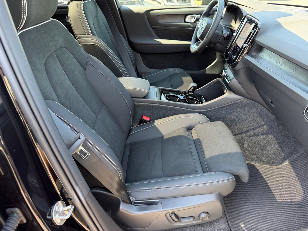 Certified 2023 Volvo C40 P8 Recharge Ultimate AWD/4WD image 15