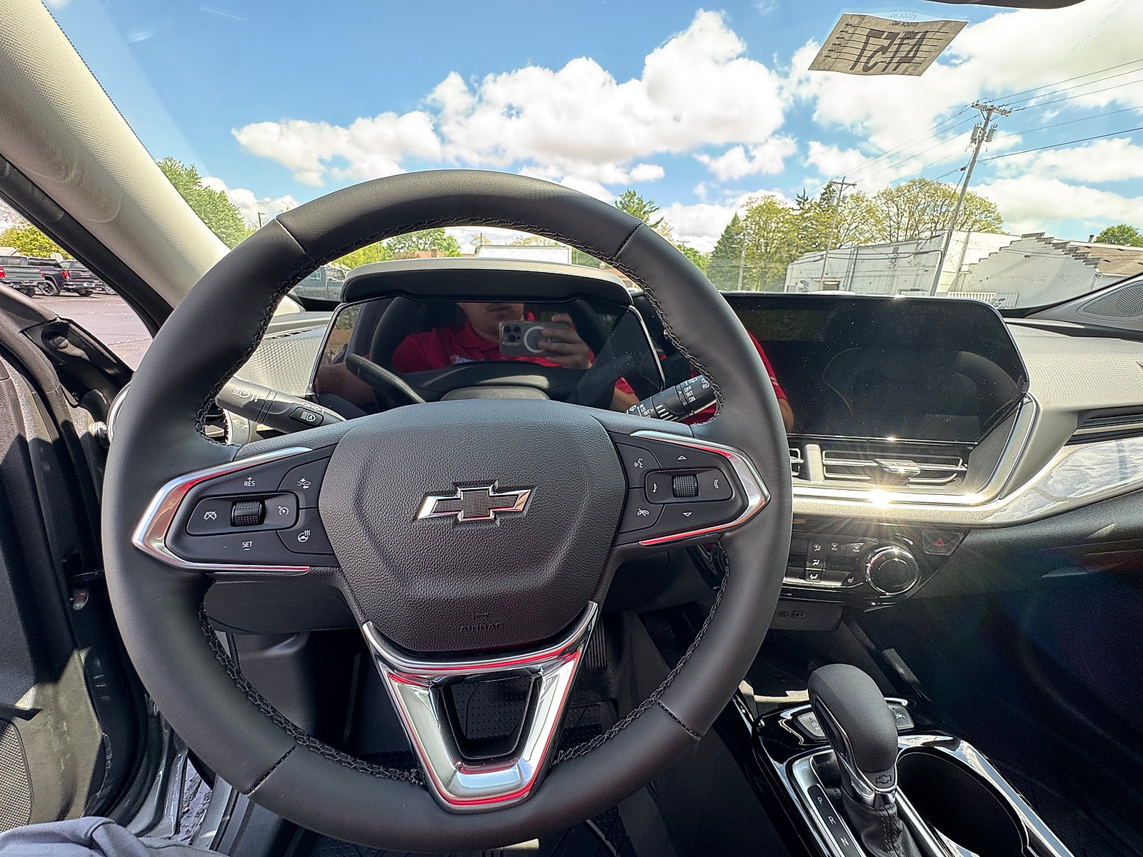 New 2026 Chevrolet Trax ACTIV w/ Sunroof Package FWD image 11