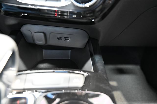New 2026 Chevrolet Trax RS w/ Driver Confidence Package FWD image 19