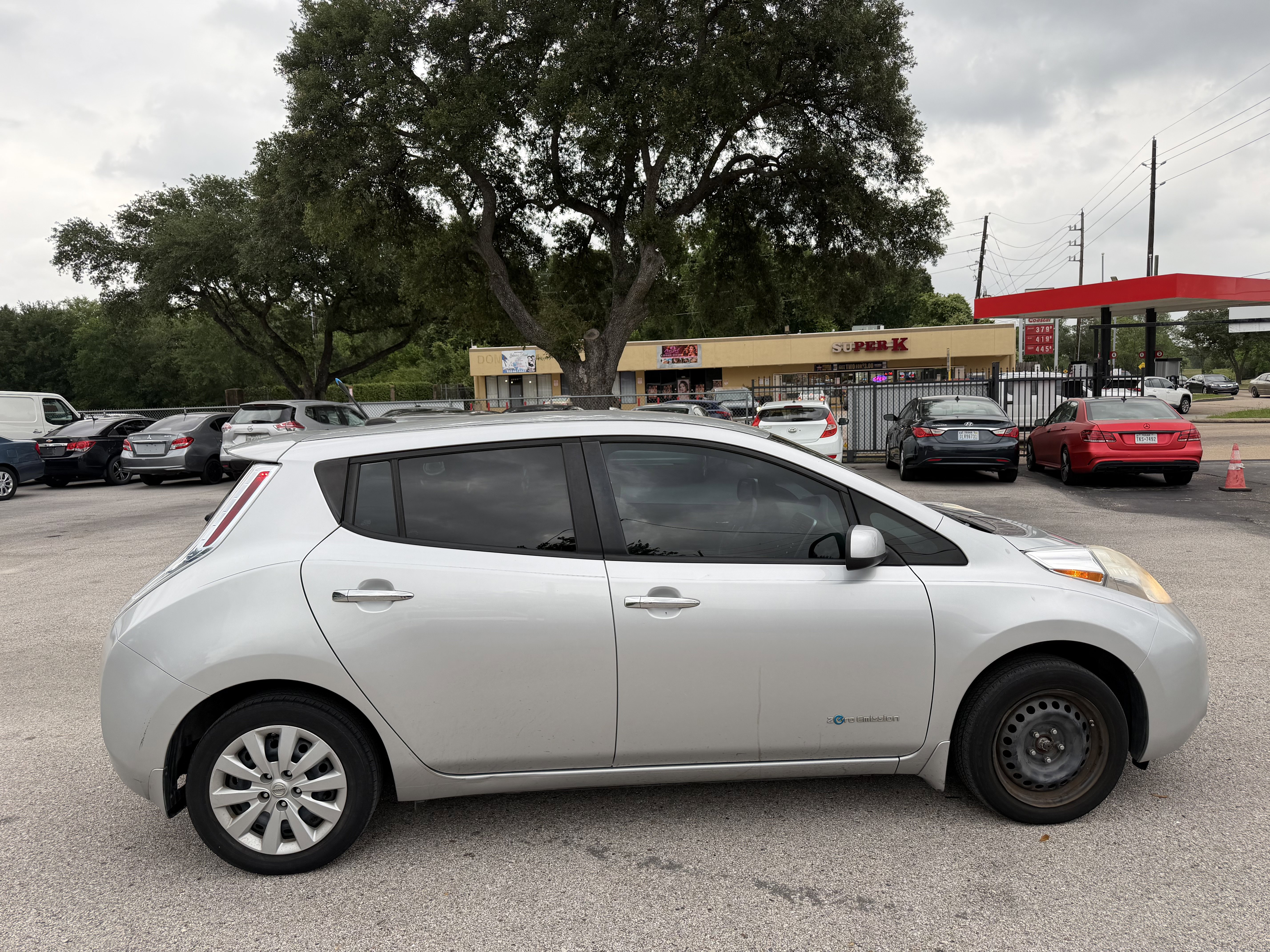 Used 2013 Nissan Leaf S w/ Charger Pkg FWD image 8