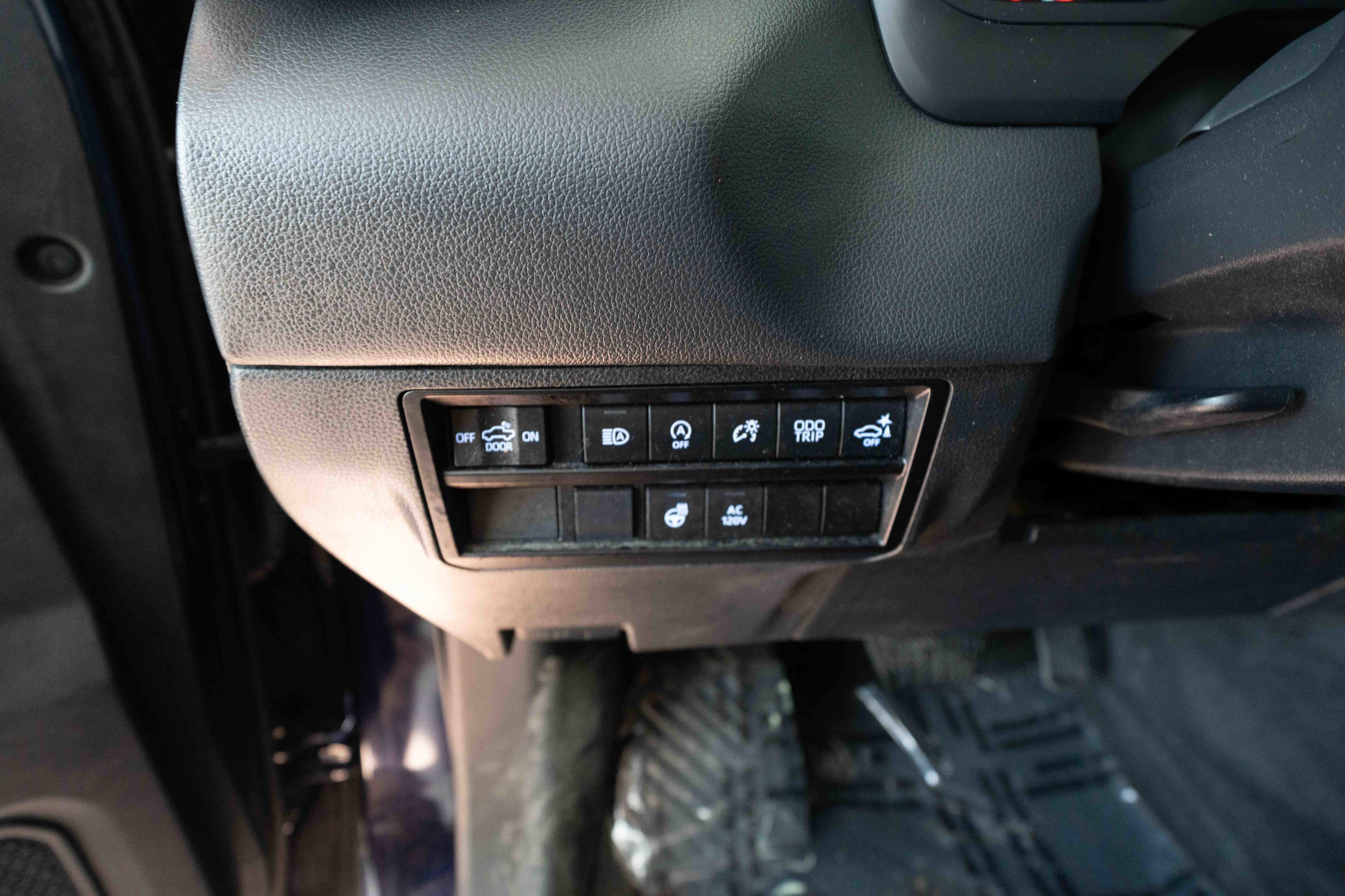 Used 2023 Toyota Tundra Limited image 11