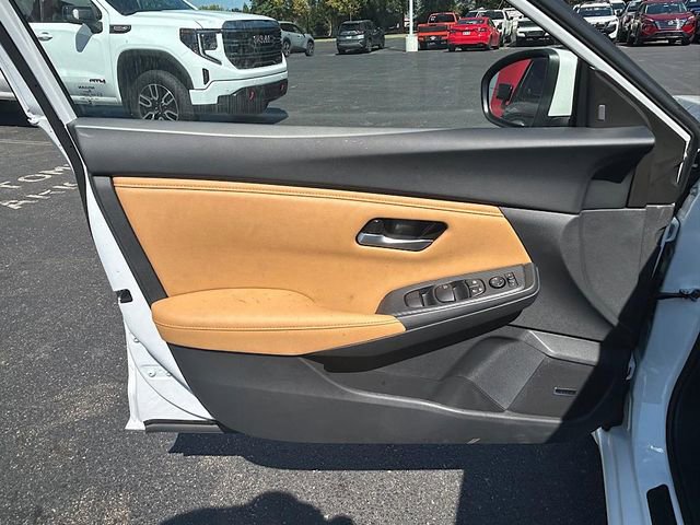 New 2025 Nissan Sentra SV w/ SV Premium Package image 17