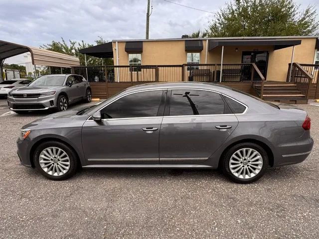 Used 2017 Volkswagen Passat 1.8T SE w/ SE Lighting Package FWD image 2