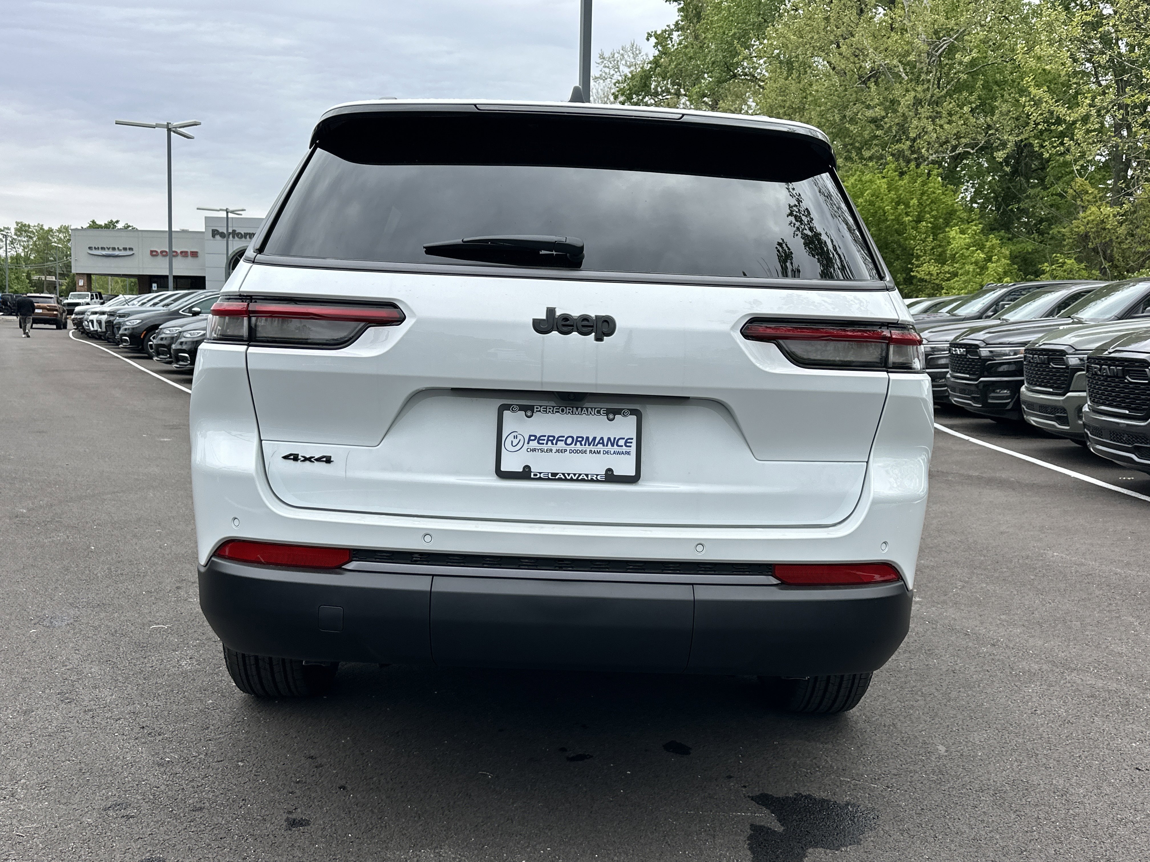 New 2026 Jeep Grand Cherokee L 4WD image 21