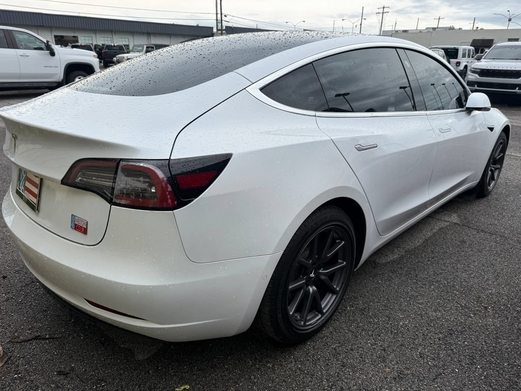 Used 2020 Tesla Model 3 Standard Range Plus RWD image 24