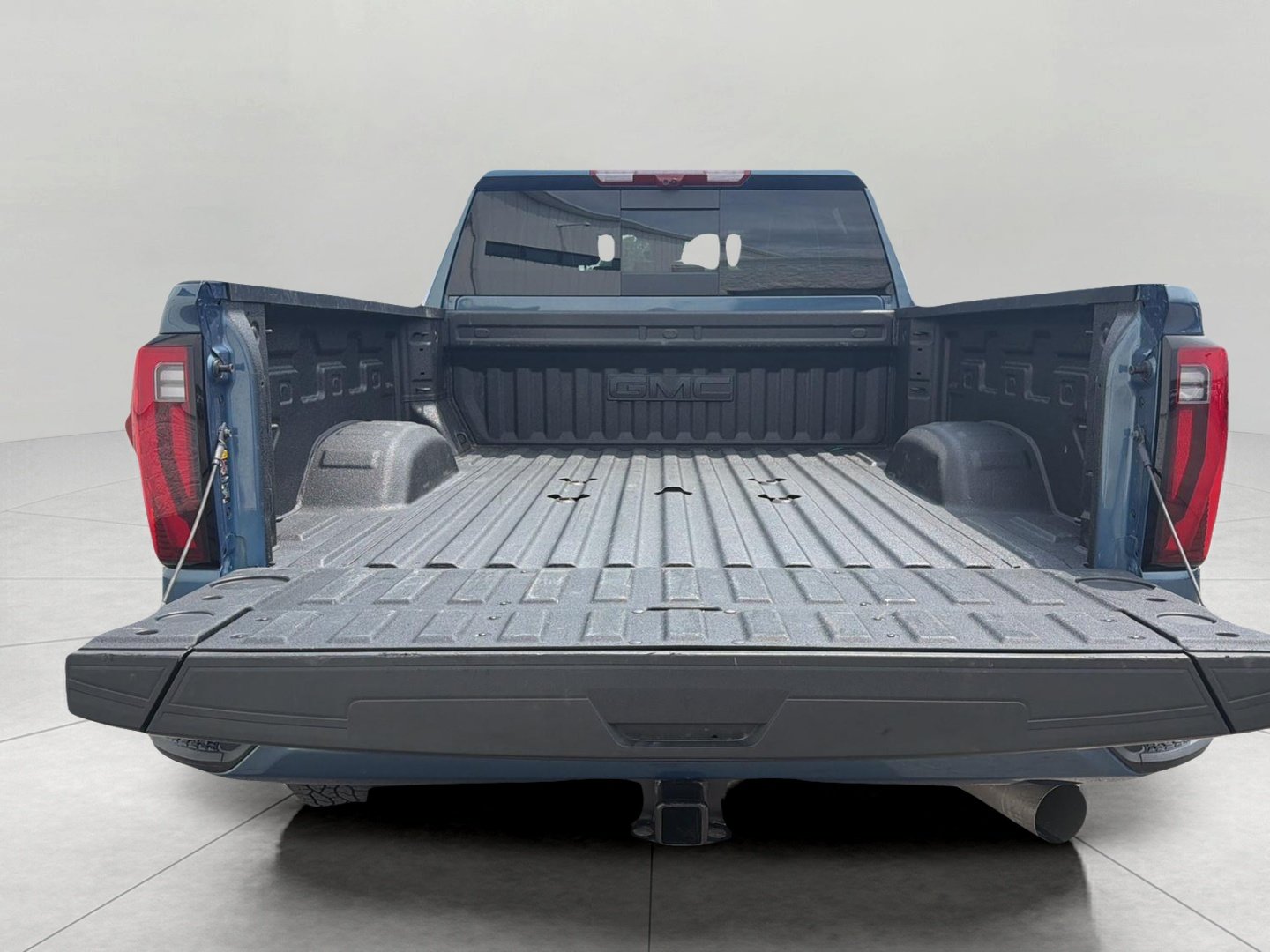 Used 2026 GMC Sierra 3500 Denali Ultimate AWD/4WD image 11