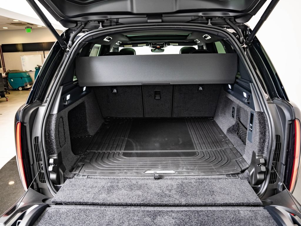 New 2026 Land Rover Range Rover SE AWD/4WD image 19