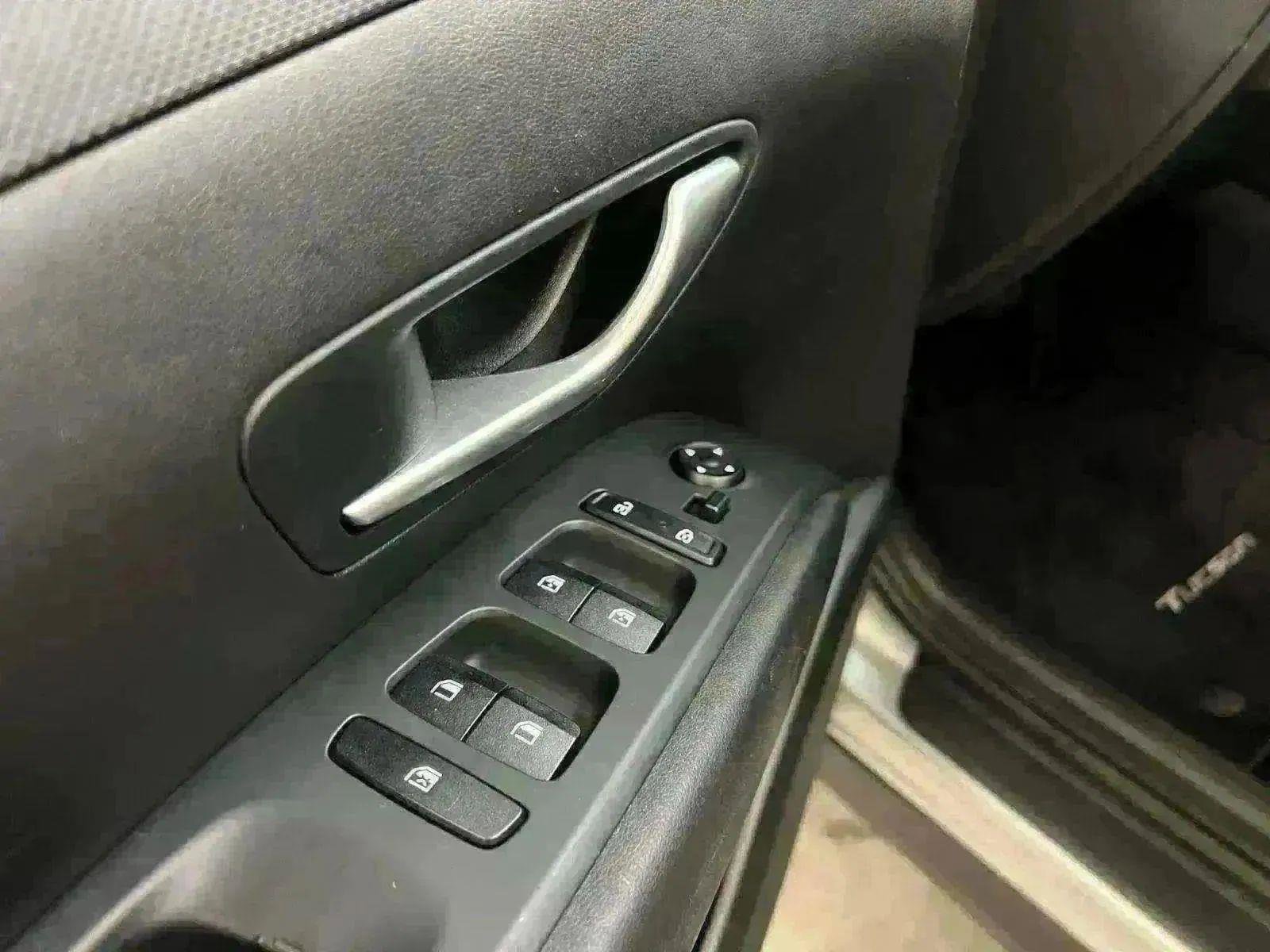 Used 2022 Hyundai Tucson SEL image 16