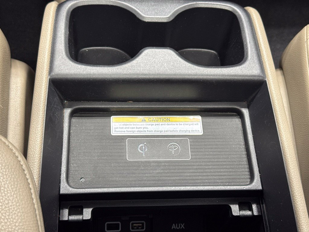 Used 2019 Honda Odyssey Elite image 17
