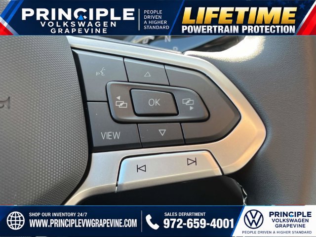 New 2027 Volkswagen Tiguan SE FWD image 17