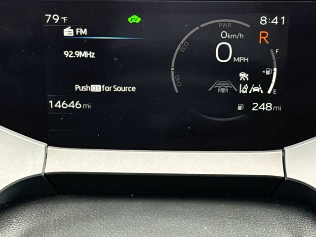 Used 2025 Toyota Prius FWD image 30