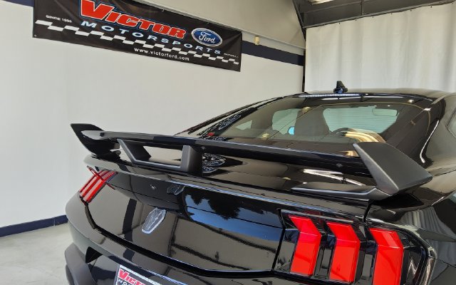 Used 2026 Ford Mustang Dark Horse w/ Dark Horse Handlin Package RWD image 18