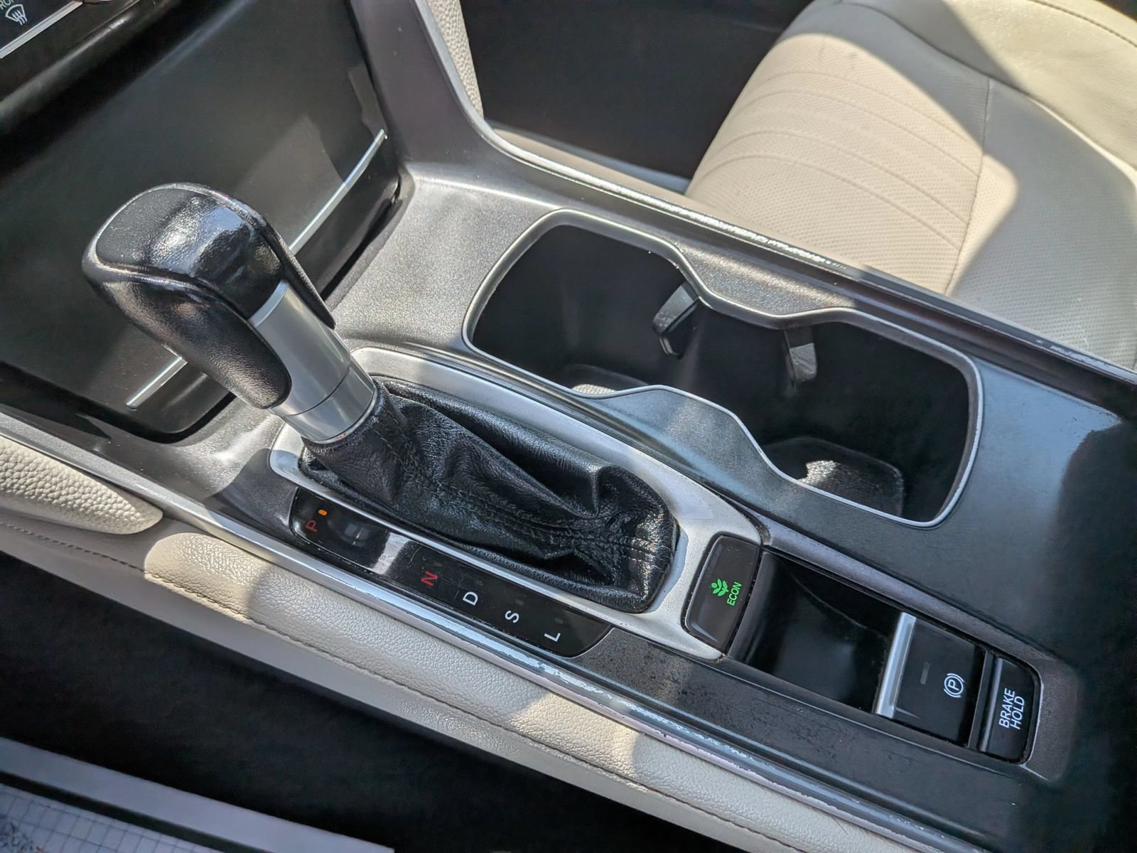 Used 2020 Honda Accord EX-L image 59