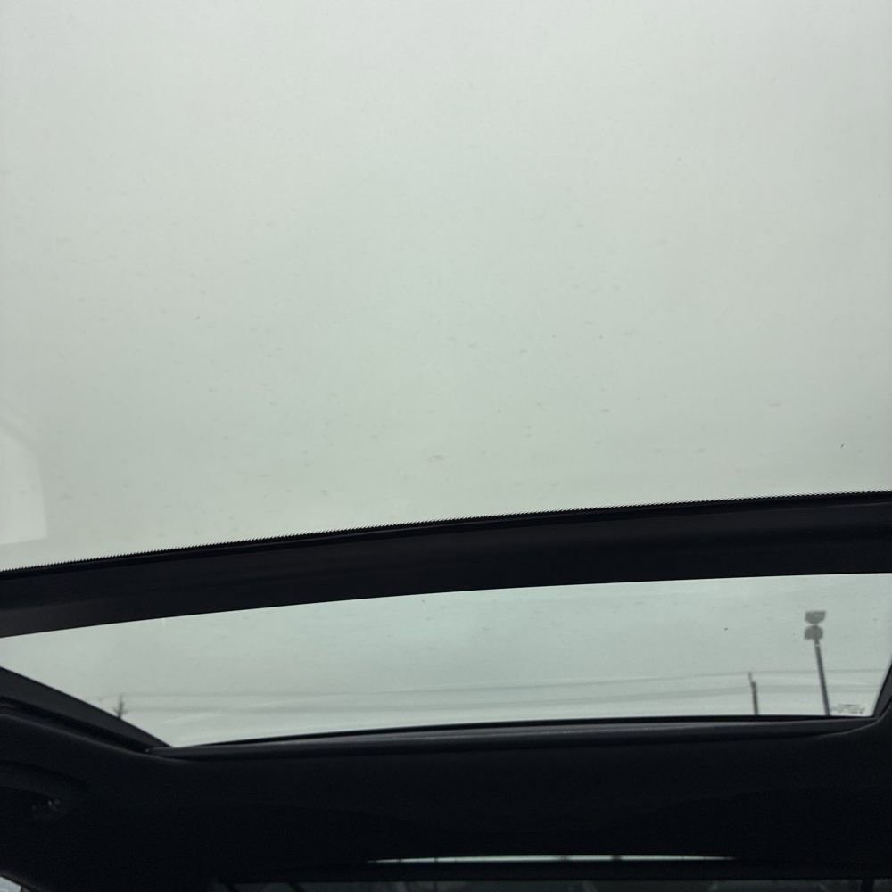 Used 2018 Genesis G80 3.3T Sport image 13