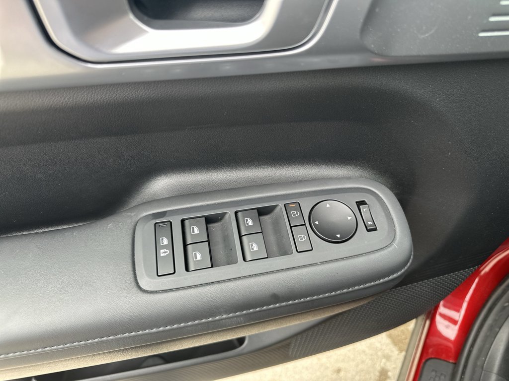 Used 2025 Hyundai Santa Fe SEL AWD/4WD image 22