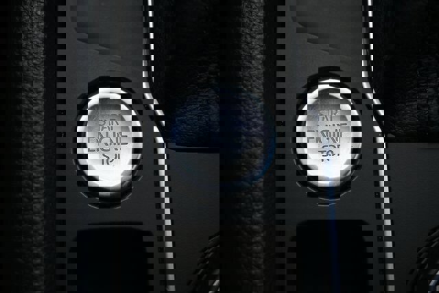 Used 2019 Volkswagen Atlas SEL Premium image 35