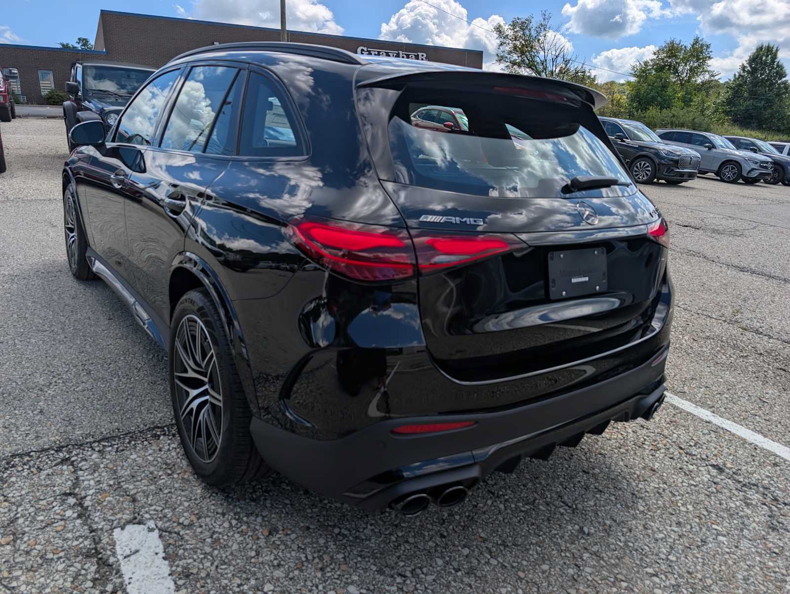 New 2027 Mercedes-Benz GLC 53 AMG 4MATIC image 9