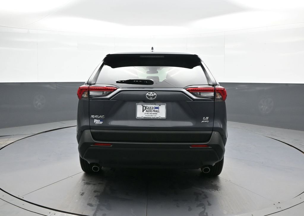 Used 2025 Toyota RAV4 LE image 7