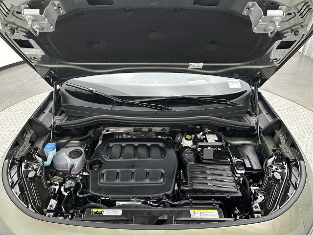 Certified 2026 Volkswagen Tiguan SE R-Line AWD/4WD image 25
