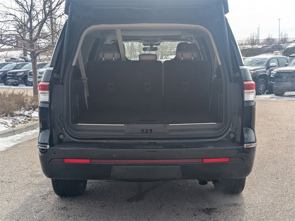 Used 2022 Lincoln Navigator L Reserve image 24