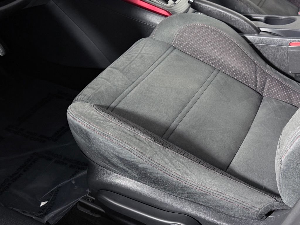 Used 2018 Nissan Sentra NISMO FWD image 23