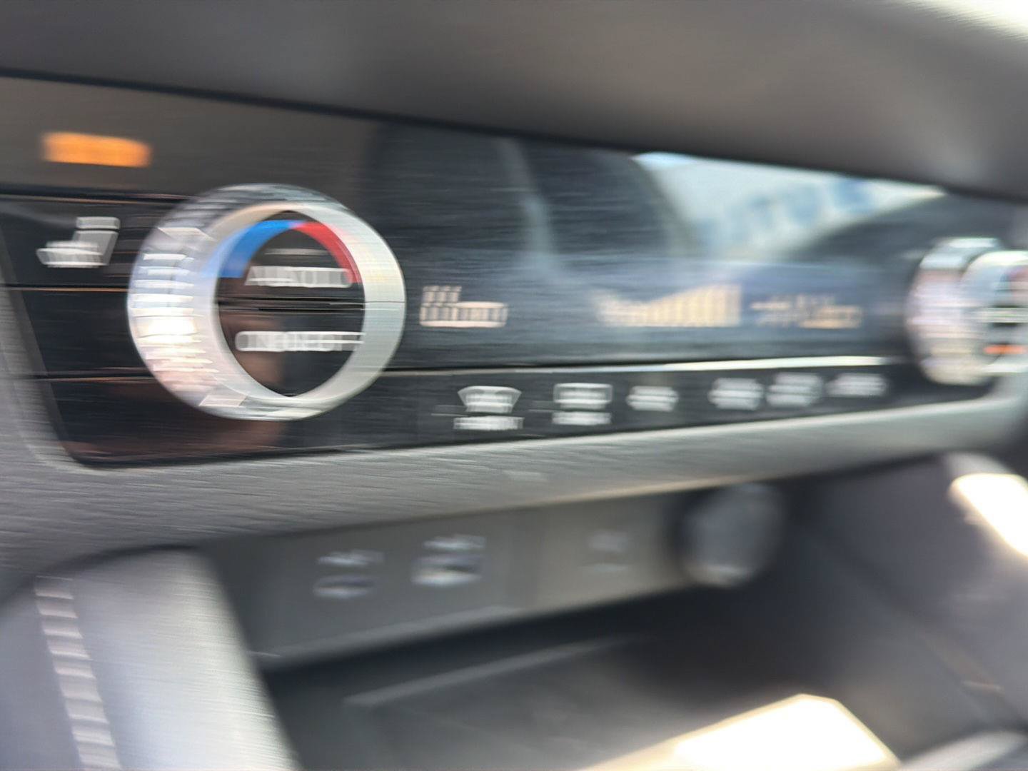 Used 2024 Mitsubishi Outlander SE FWD image 27
