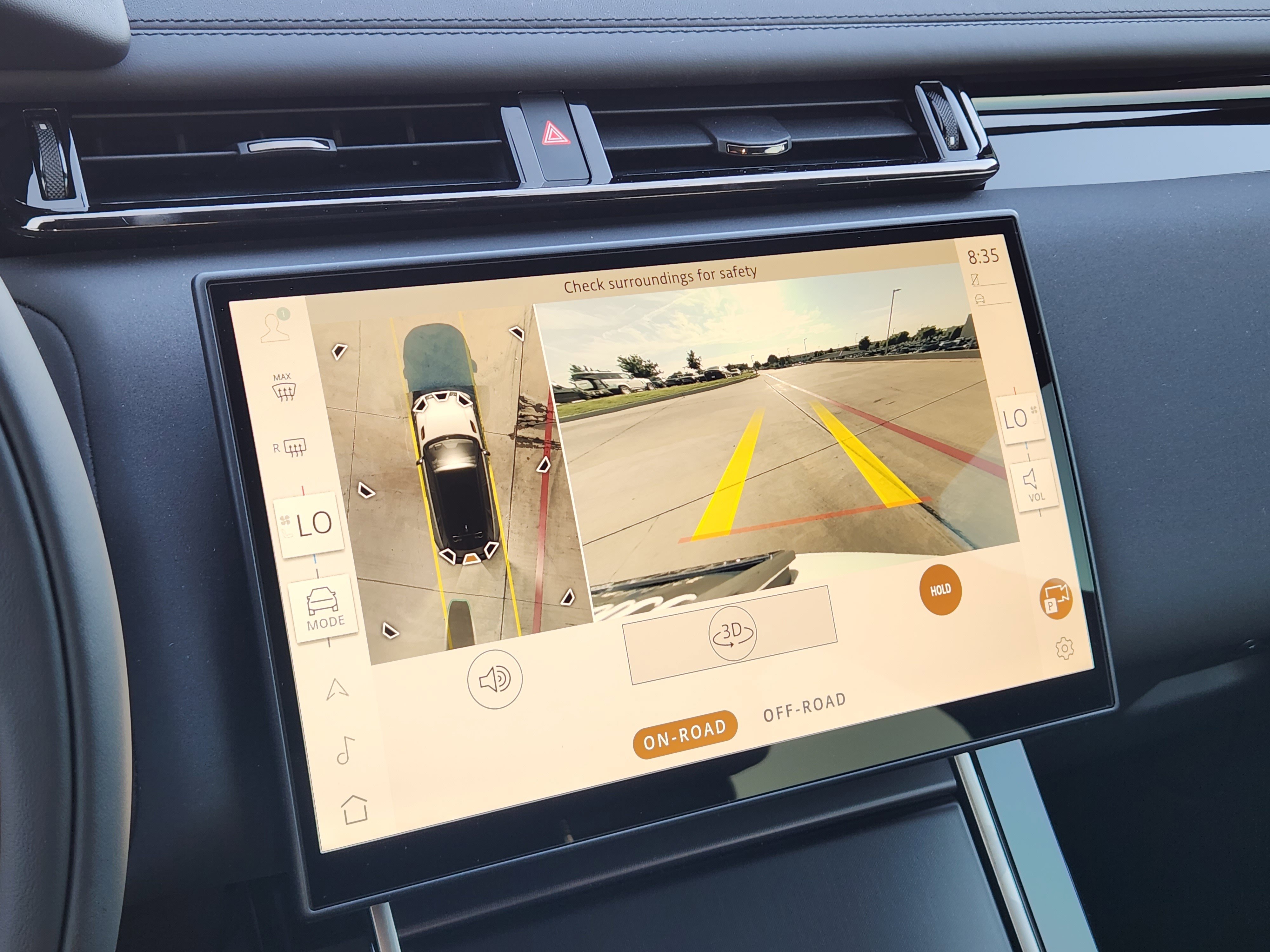 New 2026 Land Rover Range Rover Velar Dynamic SE image 18