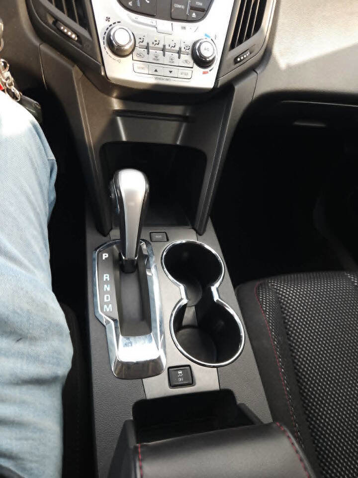 Used 2013 Chevrolet Equinox LT w/ Driver Convenience Package image 25