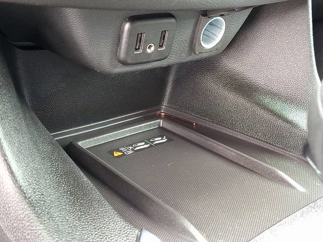 Used 2023 Chevrolet Traverse LT FWD image 27