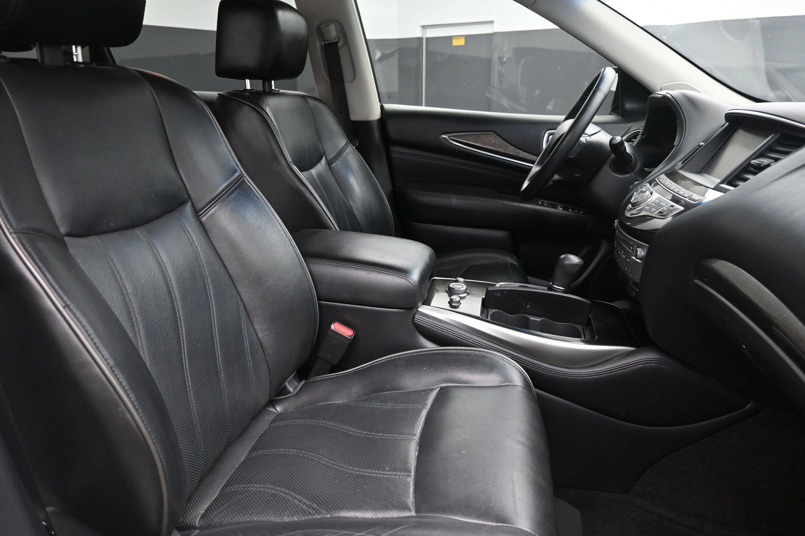 Used 2015 INFINITI QX60 FWD w/ Premium Plus Package image 27