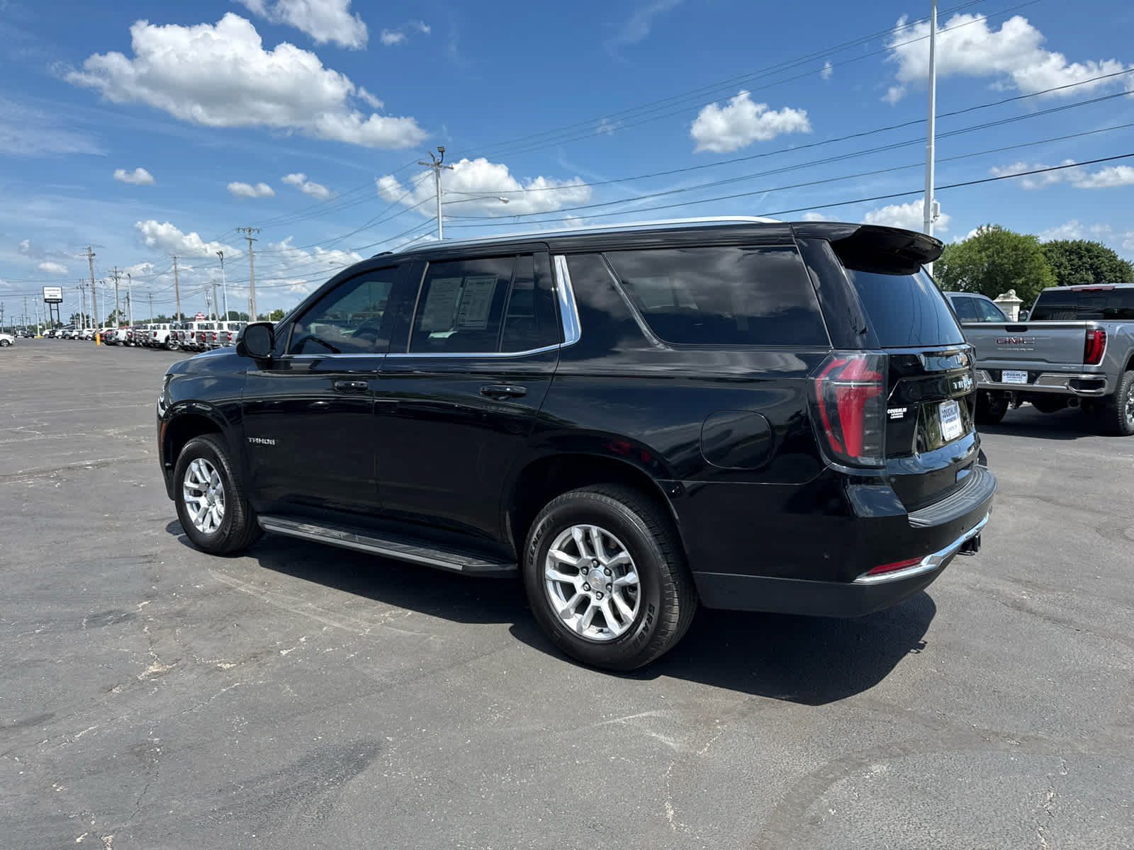 Certified 2025 Chevrolet Tahoe LT AWD/4WD image 3