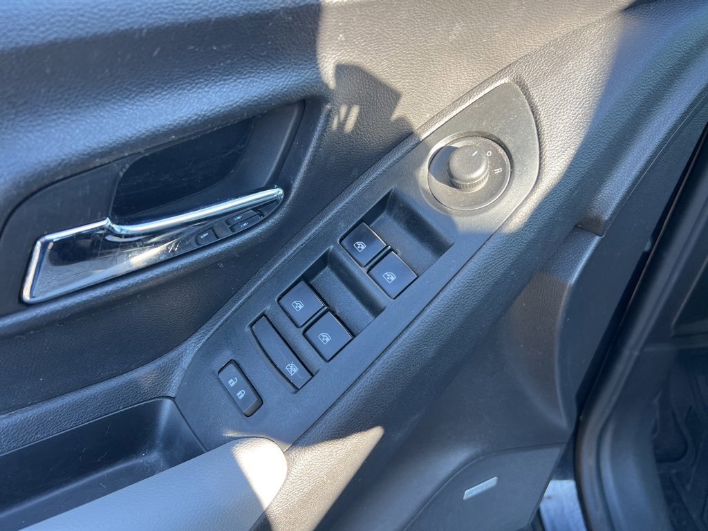 Used 2020 Chevrolet Trax Premier w/ LPO, Protection Package image 22