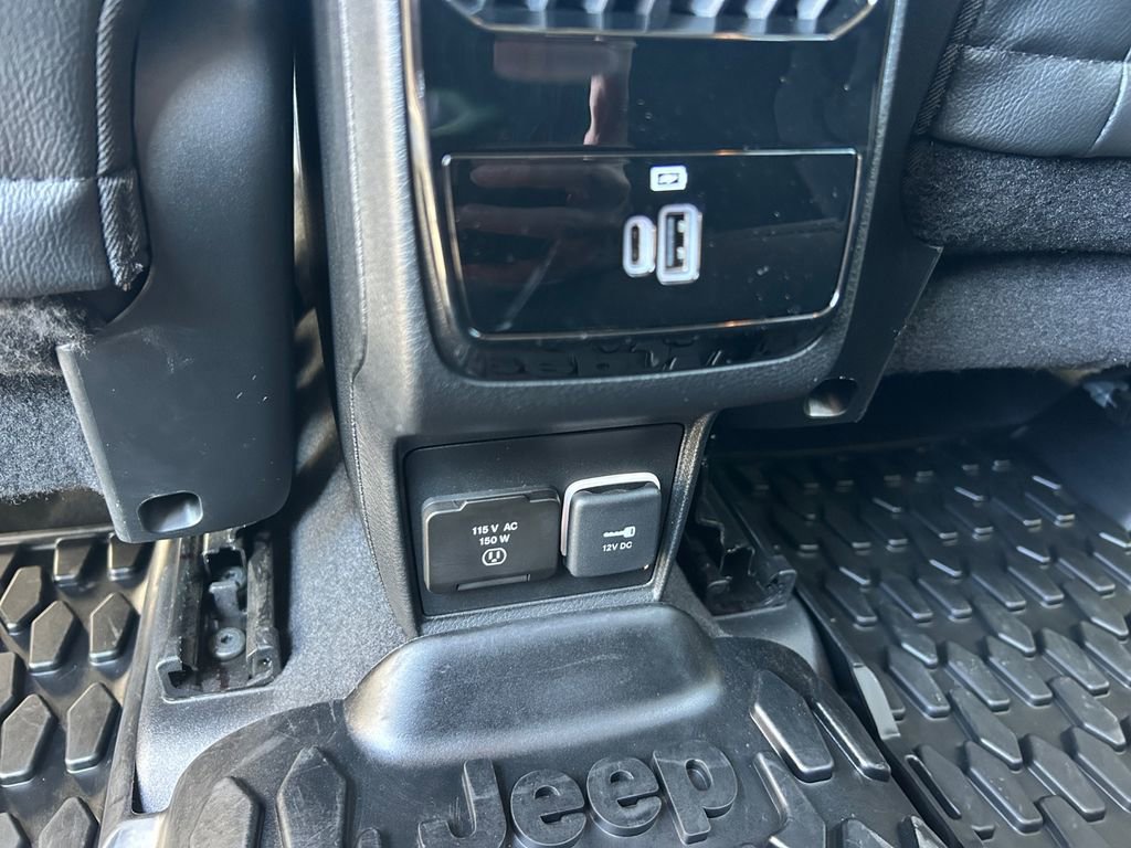 Used 2022 Jeep Compass Latitude w/ Convenience Group image 35