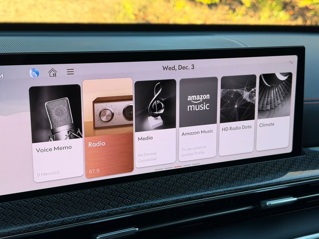 Used 2025 Genesis GV80 3.5T e-SC image 18