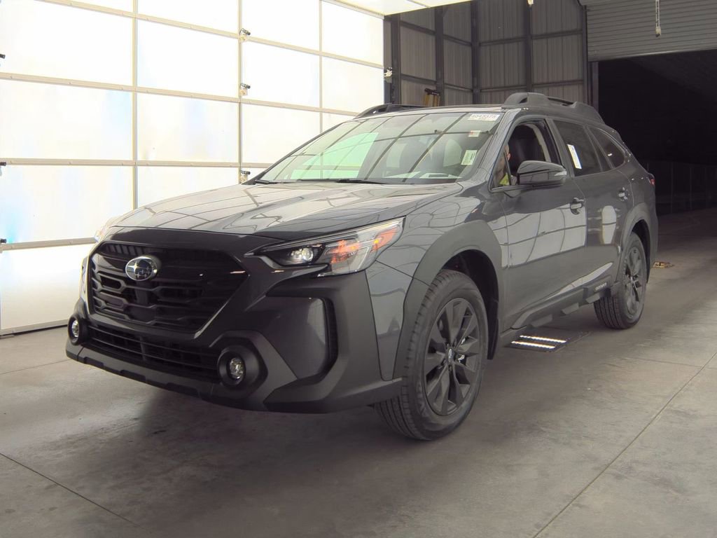 Used 2025 Subaru Outback Onyx Edition w/ Popular Package #2 AWD/4WD image 1