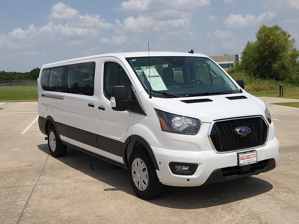 Used 2025 Ford Transit 350 XLT RWD image 3