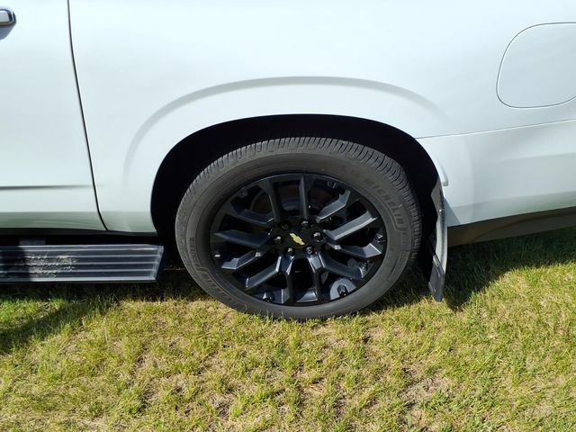 Used 2023 Chevrolet Suburban High Country AWD/4WD image 21