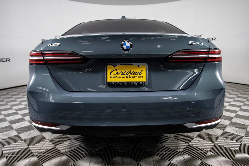 Used 2026 BMW 540i xDrive AWD/4WD image 7