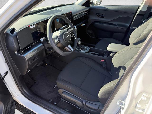 New 2026 Hyundai Kona SE image 3