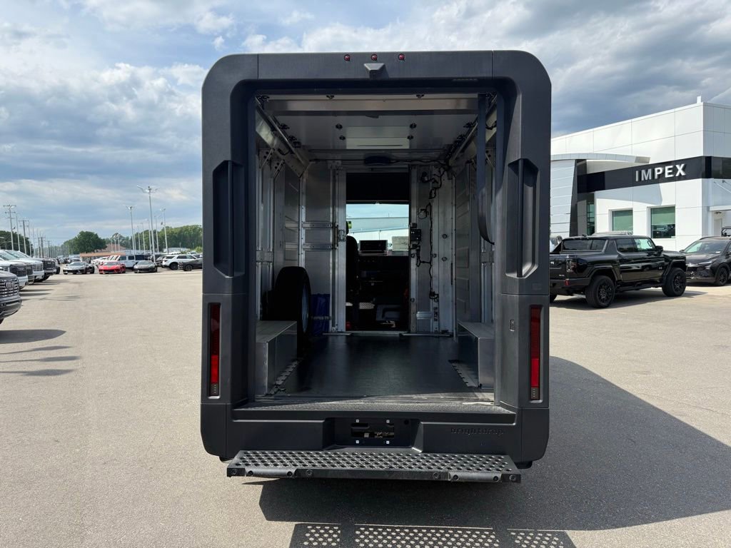 Used 2024 Chevrolet Brightdrop 400 w/ Commercial Equipment Package AWD/4WD image 20