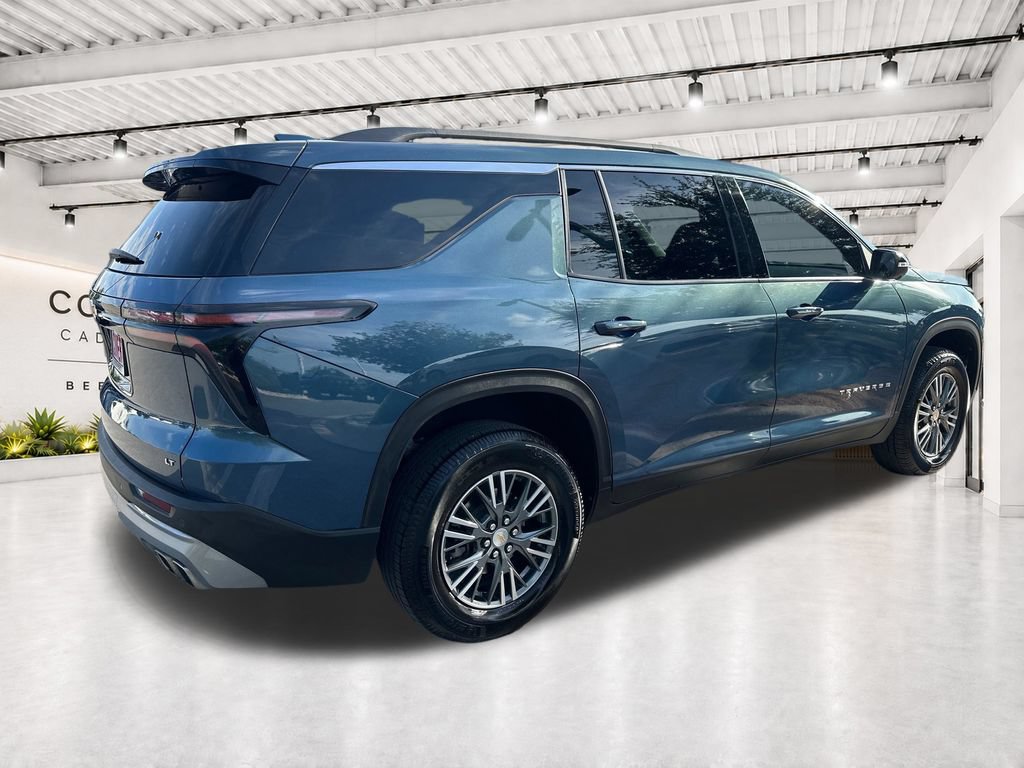 Used 2024 Chevrolet Traverse LT FWD image 9