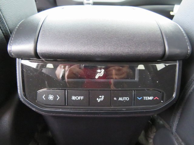 New 2026 Toyota Highlander XLE image 23