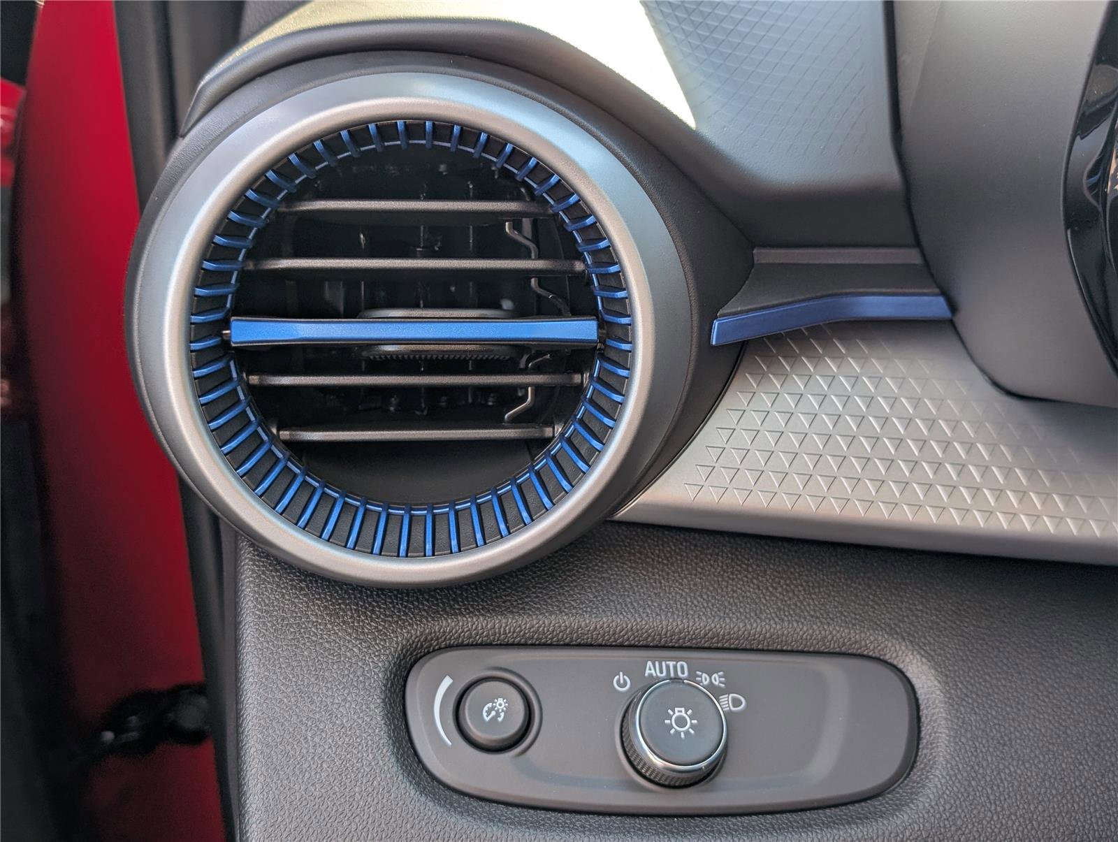 New 2026 Chevrolet Trax LS w/ LS Convenience Package image 14