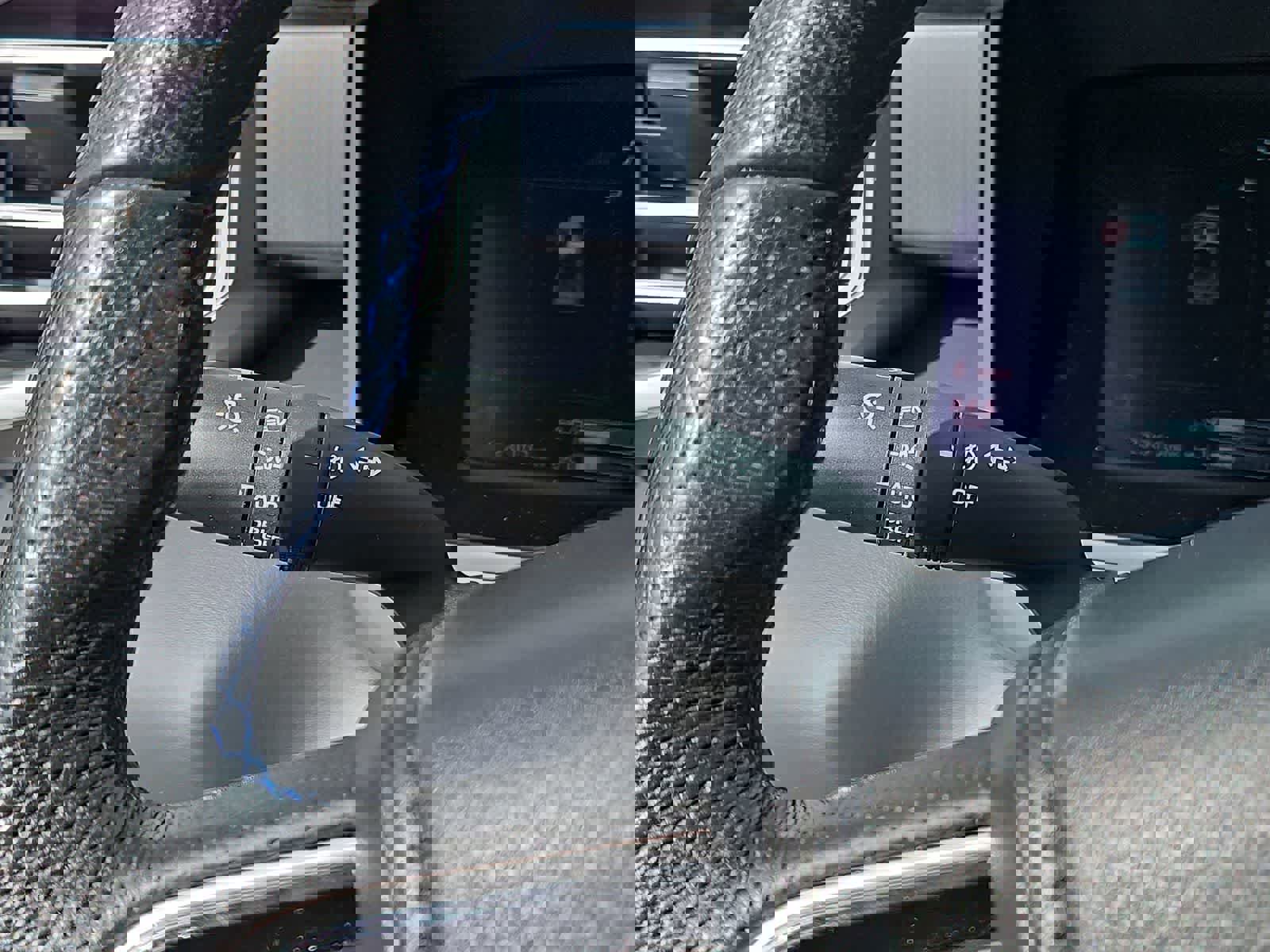 Used 2022 Toyota Tundra Platinum image 28