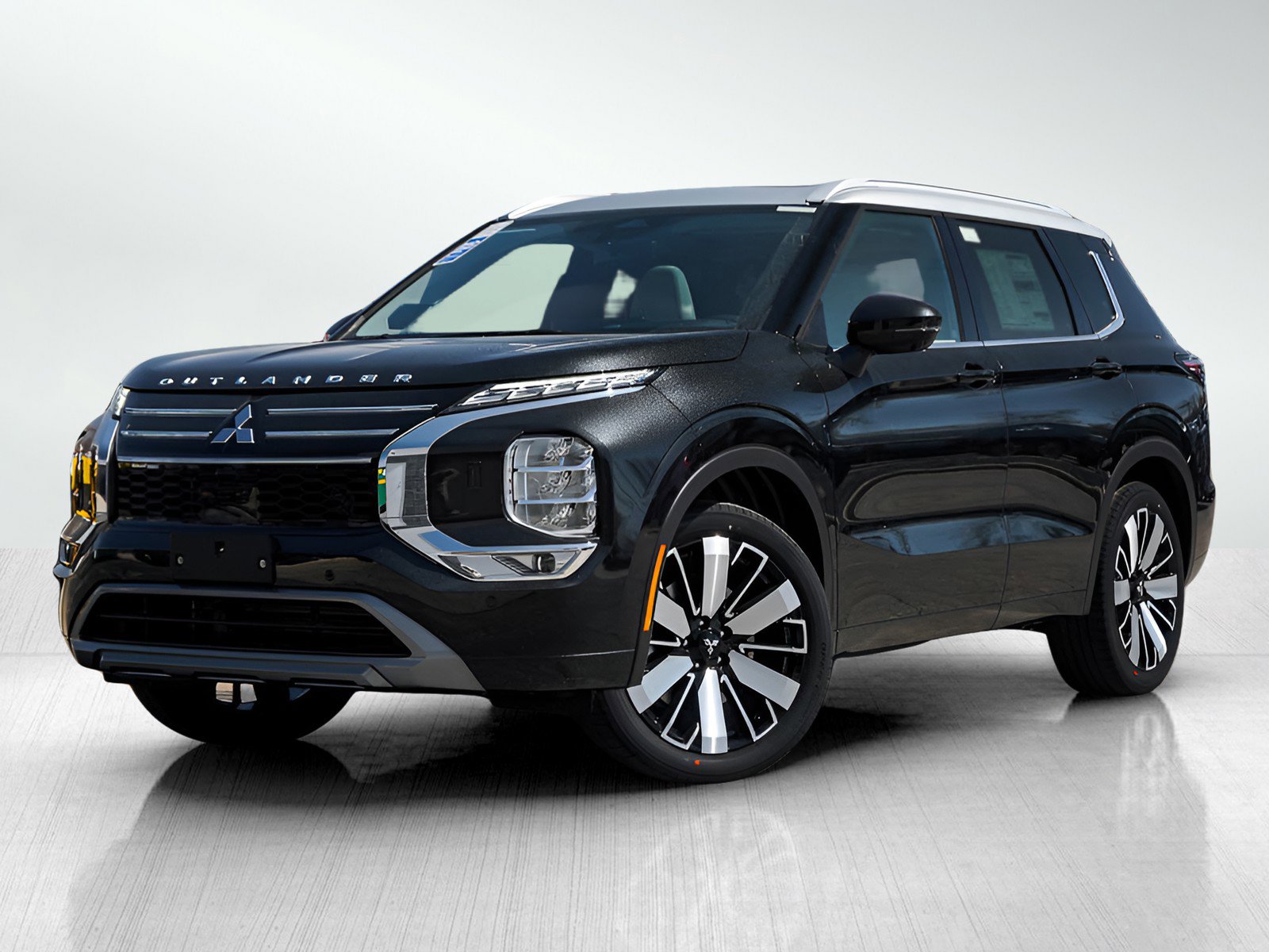 New 2025 Mitsubishi Outlander SEL